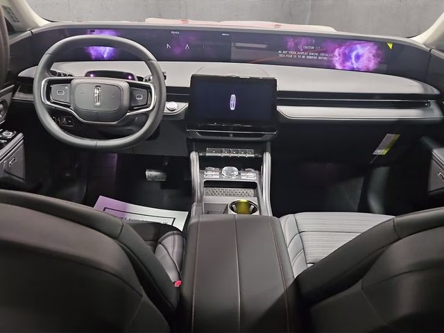 2026 White Platinum Metallic Tri-Coat Lincoln Nautilus Reserve AWD SUV