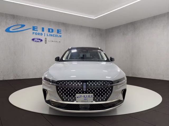 2026 Gray Matter Metallic Clearcoat Lincoln Nautilus Reserve AWD SUV