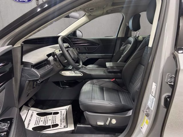2026 Gray Matter Metallic Clearcoat Lincoln Nautilus Reserve AWD SUV
