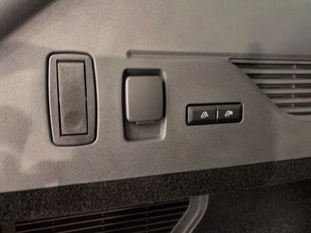 2026 Gray Matter Metallic Clearcoat Lincoln Nautilus Reserve AWD SUV