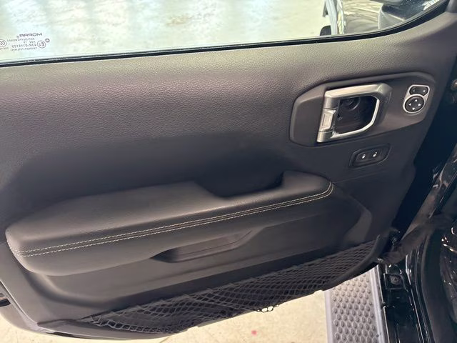 2019 Black Clearcoat Jeep Wrangler Unlimited Sahara 4X4 SUV