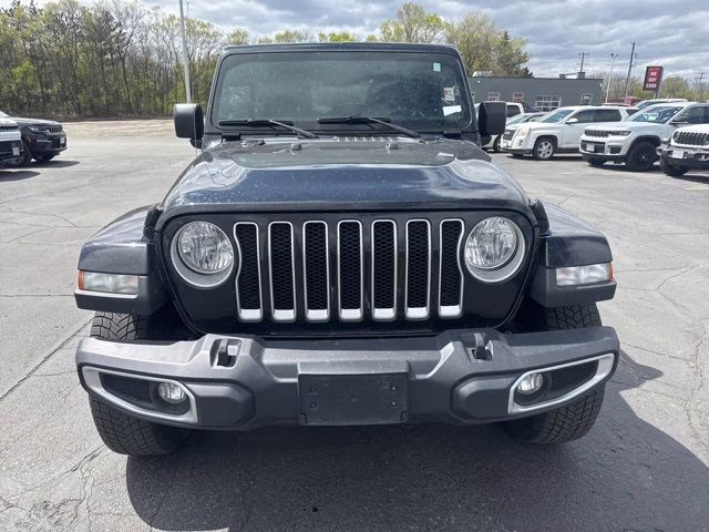 Used 2019 Jeep Wrangler Unlimited Sahara with VIN 1C4HJXEG2KW582620 for sale in Waite Park, Minnesota