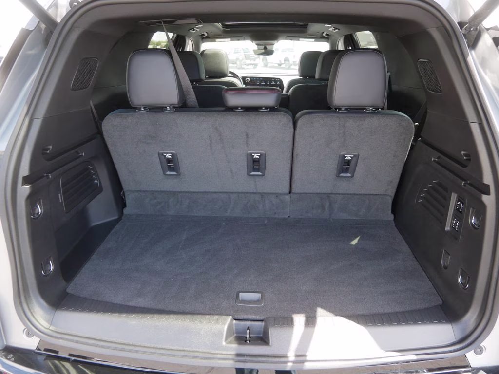 2024 Sterling Gray Metallic Chevrolet Traverse RS AWD SUV