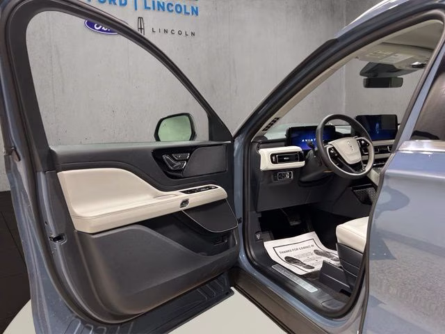2026 Whisper Blue Metallic Clearcoat Lincoln Aviator Premiere AWD SUV