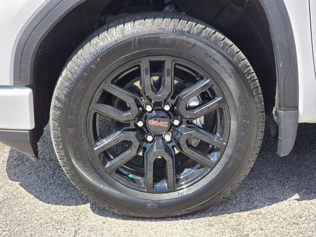 2023 Summit White GMC Sierra 1500 Elevation 4X4 Truck