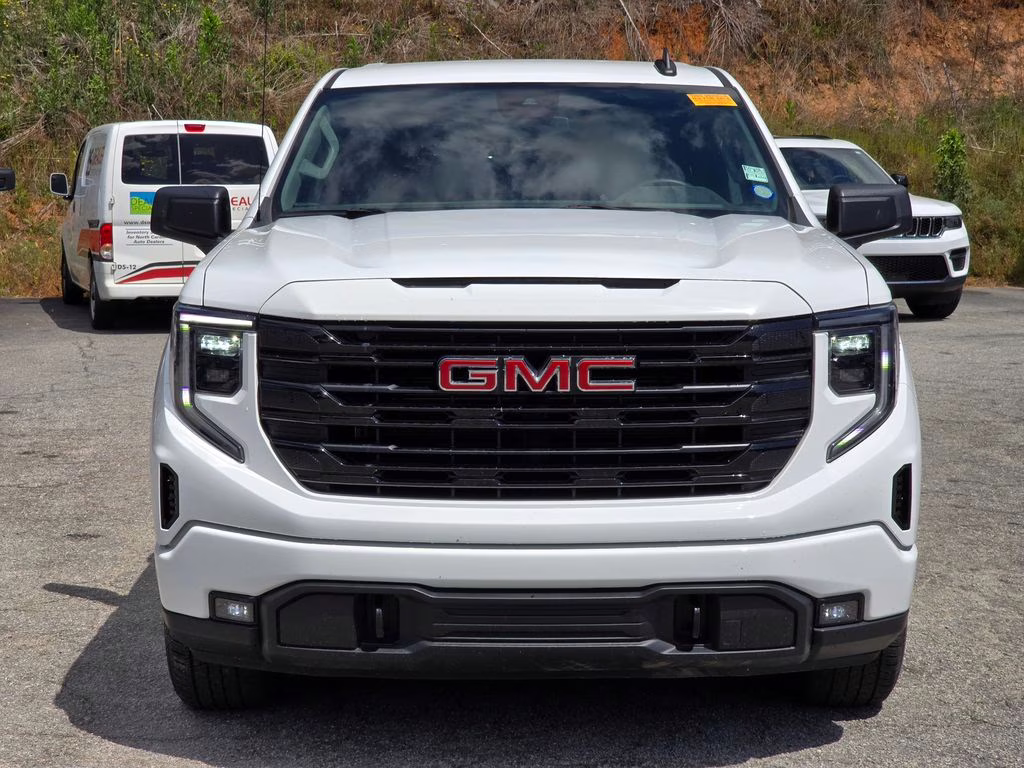 2023 Summit White GMC Sierra 1500 Elevation 4X4 Truck