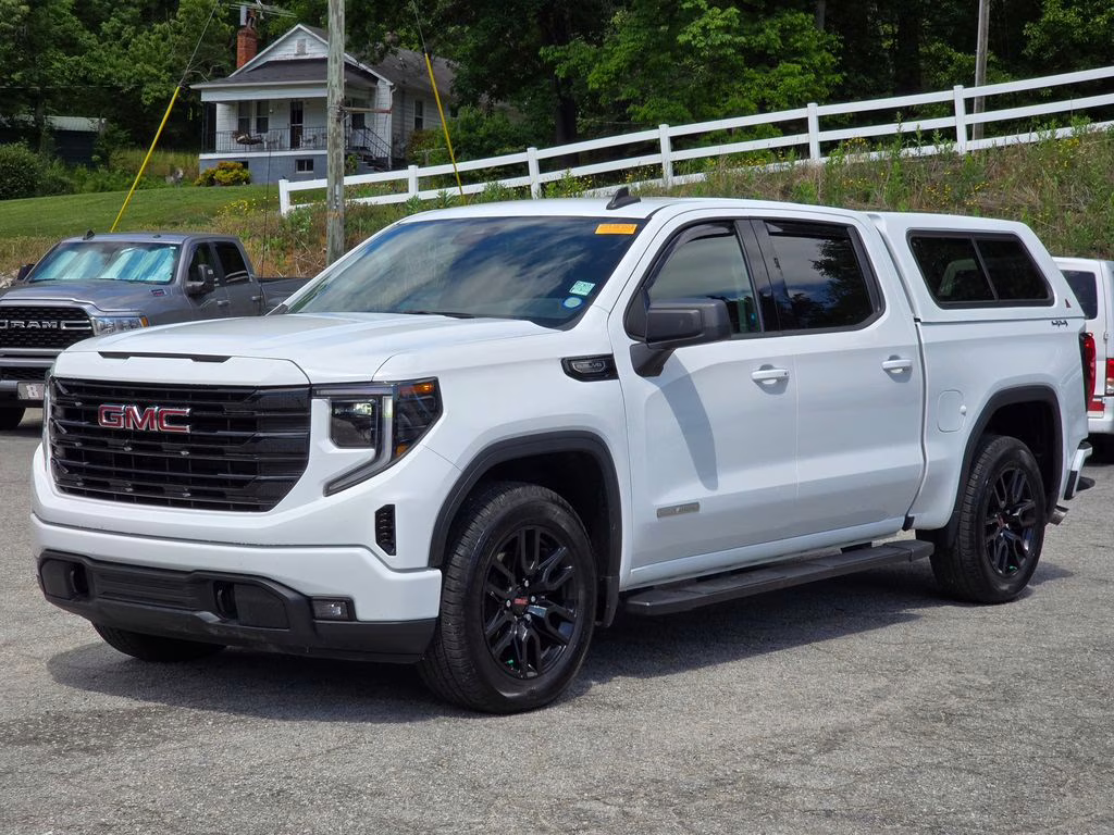 2023 Summit White GMC Sierra 1500 Elevation 4X4 Truck