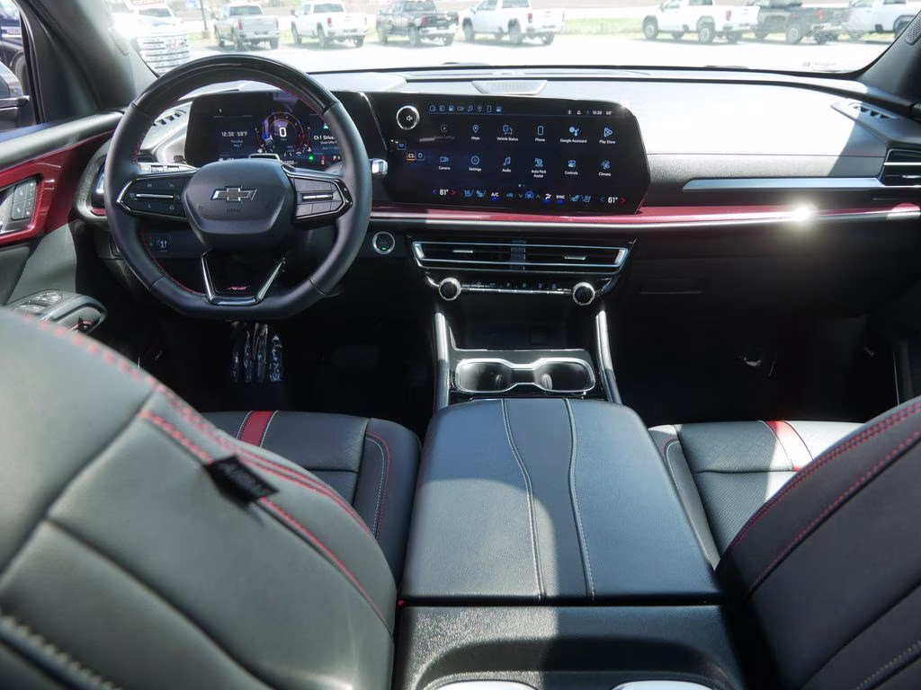 2024 Sterling Gray Metallic Chevrolet Traverse RS AWD SUV