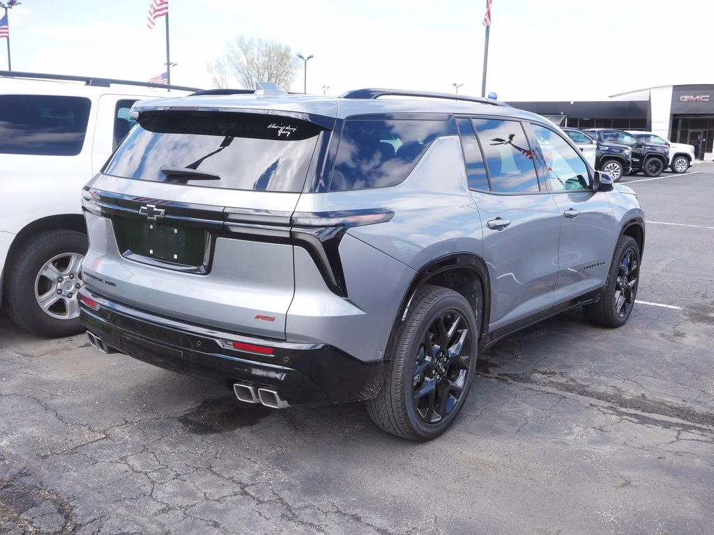 2024 Sterling Gray Metallic Chevrolet Traverse RS AWD SUV
