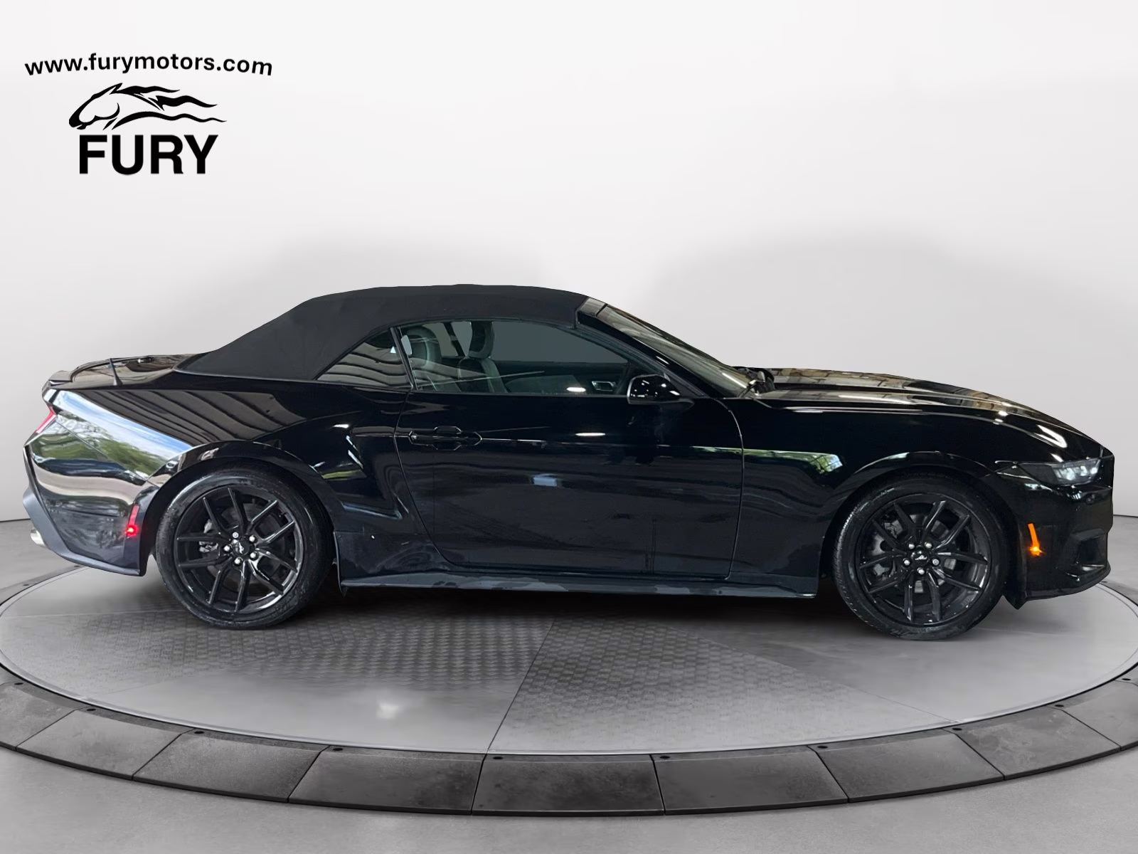 Used 2025 Ford Mustang EcoBoost Premium with VIN 1FAGP8UH0S5121261 for sale in Waconia, Minnesota