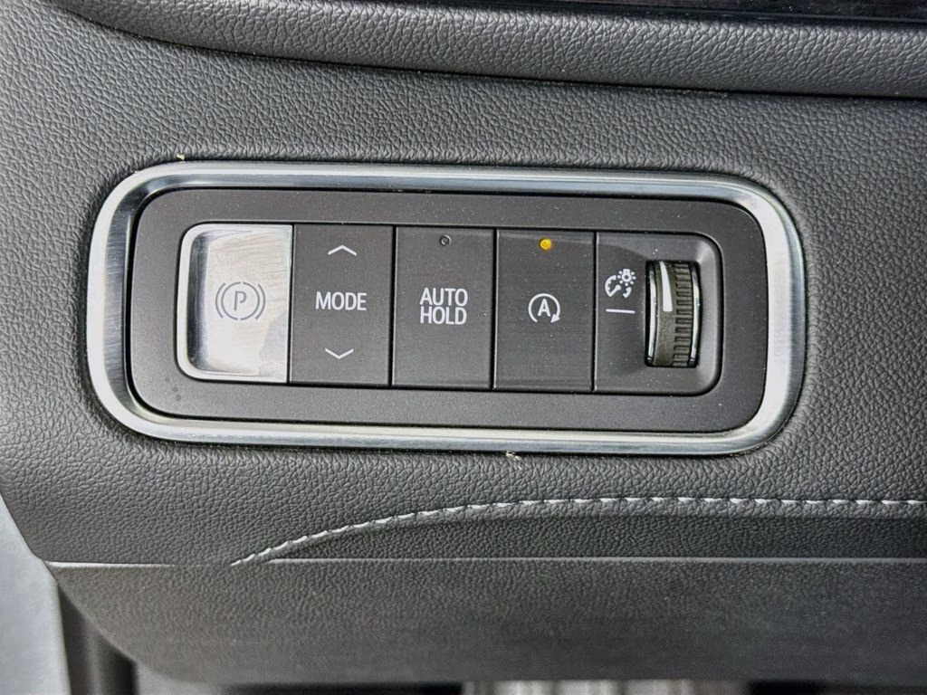 2025 Moonstone Gray Metallic Buick Enclave Preferred FWD SUV