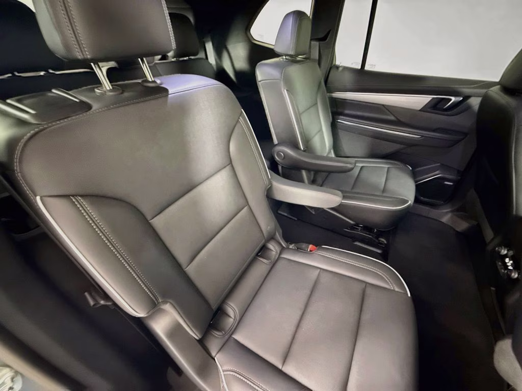 2025 Moonstone Gray Metallic Buick Enclave Preferred FWD SUV
