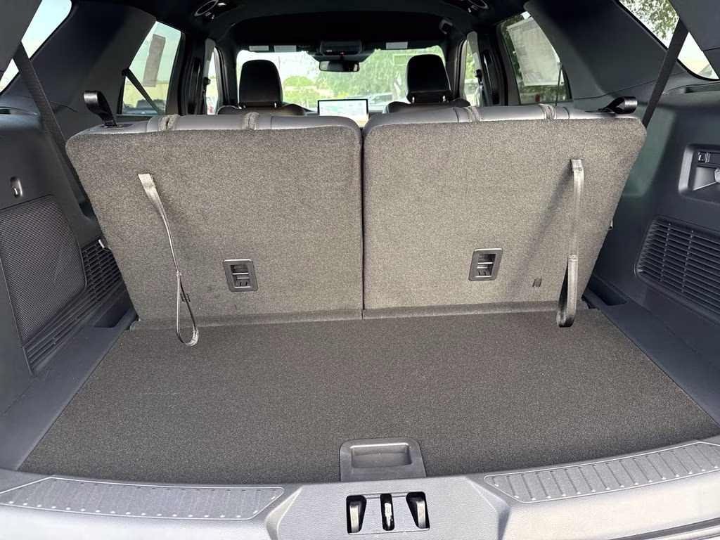 2026 Star White Metallic TC Ford Explorer ST-Line RWD SUV