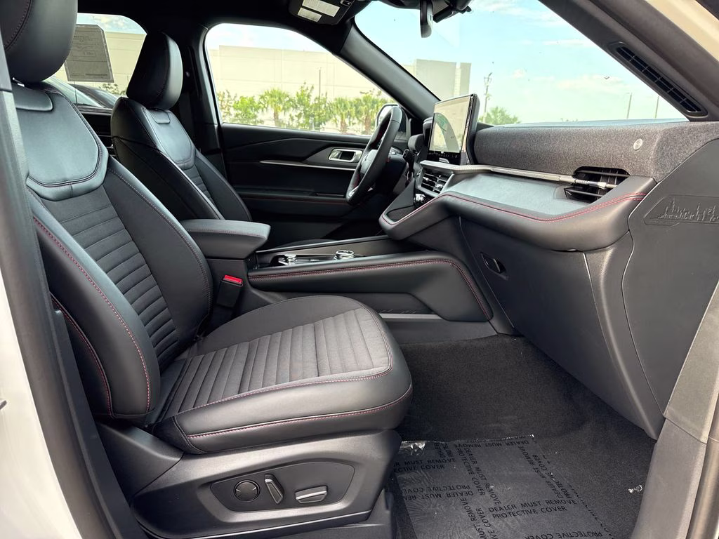 2026 Star White Metallic TC Ford Explorer ST-Line RWD SUV