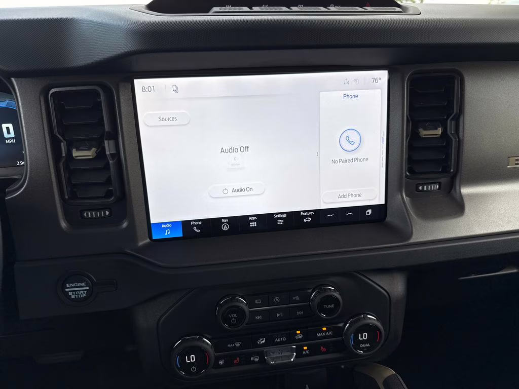 2026 Oxford White Ford Bronco Badlands 4X4 SUV