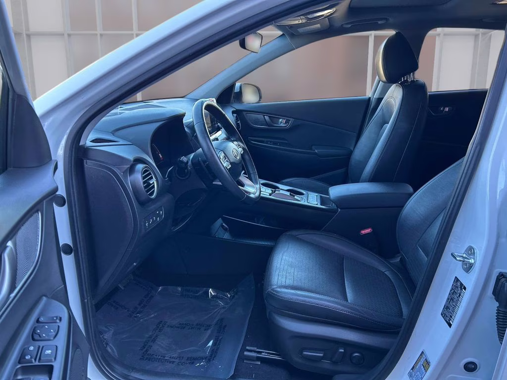 2019 Chalk White/Black Roof Hyundai Kona Electric Ultimate FWD SUV