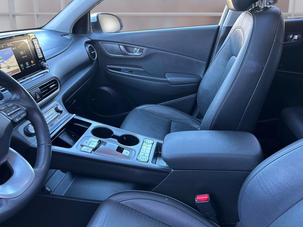 2019 Chalk White/Black Roof Hyundai Kona Electric Ultimate FWD SUV