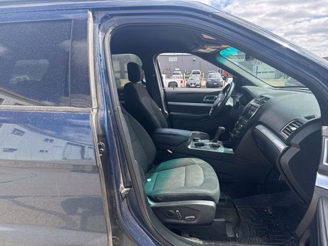 2016 Blue Ford Explorer XLT 4X4 SUV