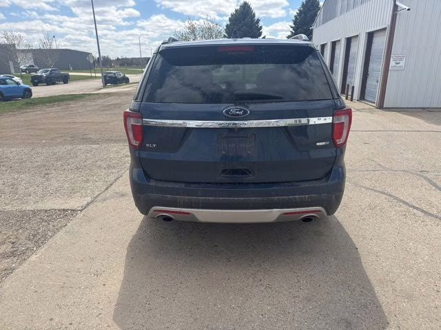 2016 Blue Ford Explorer XLT 4X4 SUV