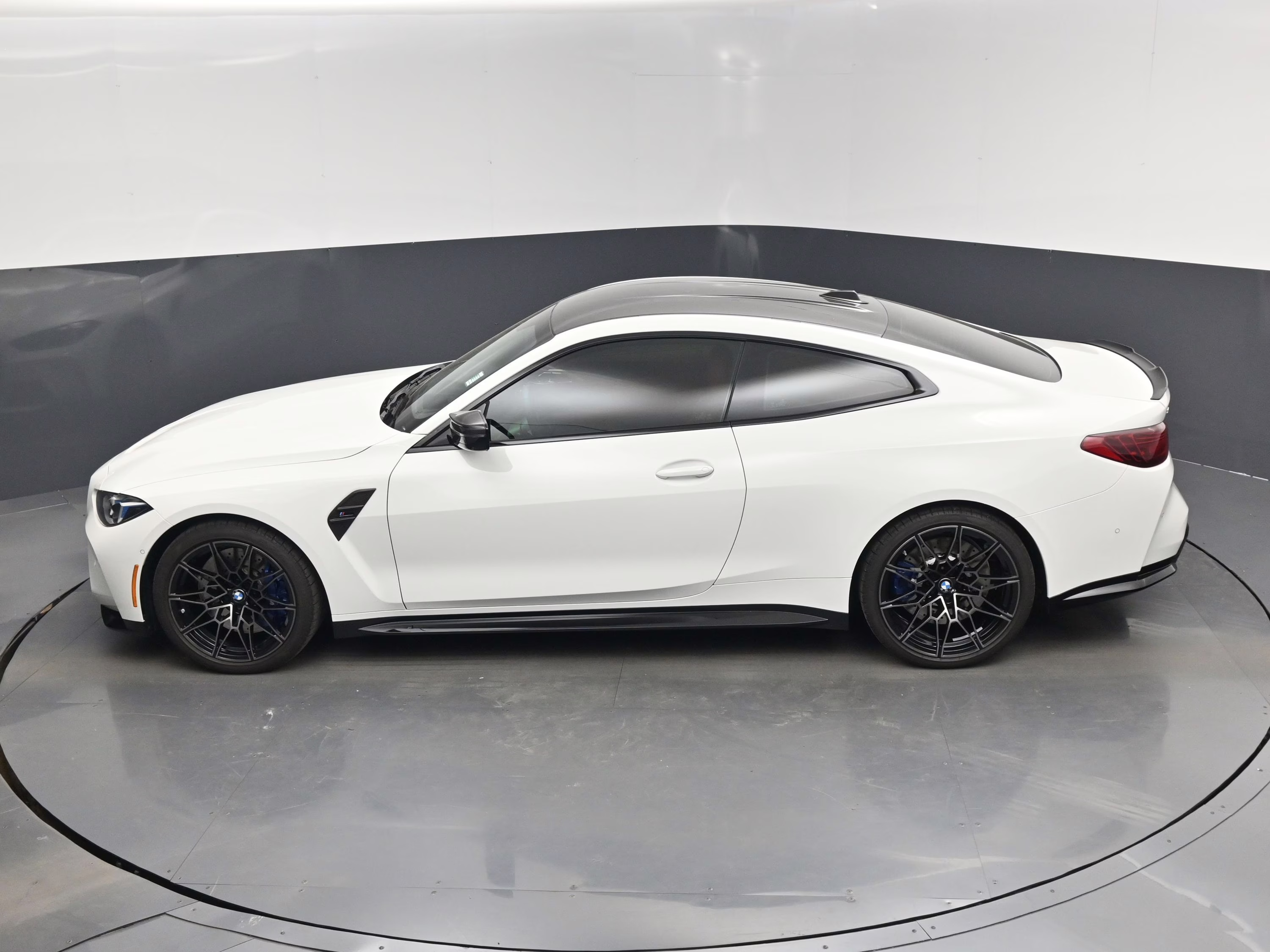 2025 Alpine White BMW M4 Competition AWD Coupe
