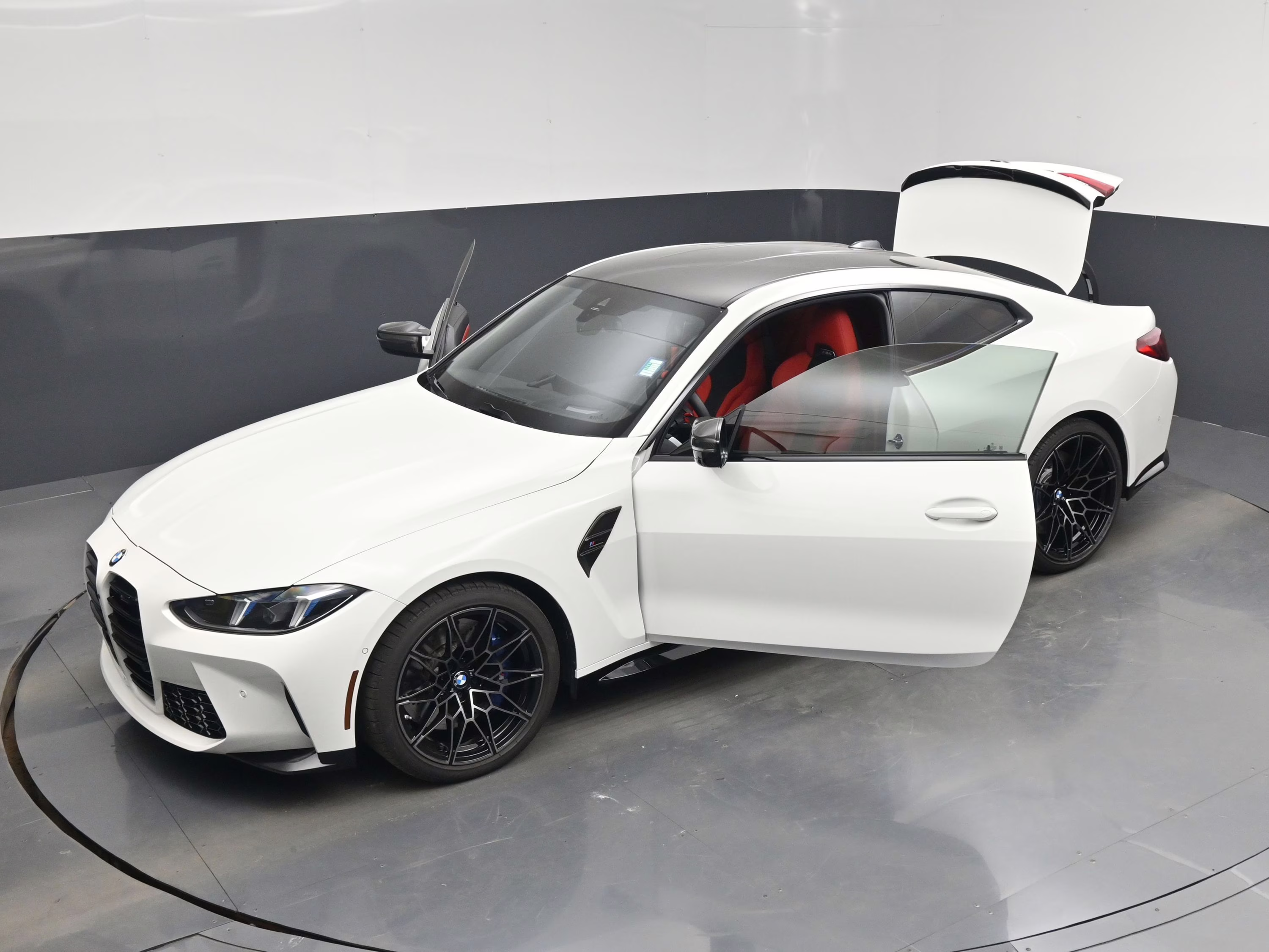 2025 Alpine White BMW M4 Competition AWD Coupe