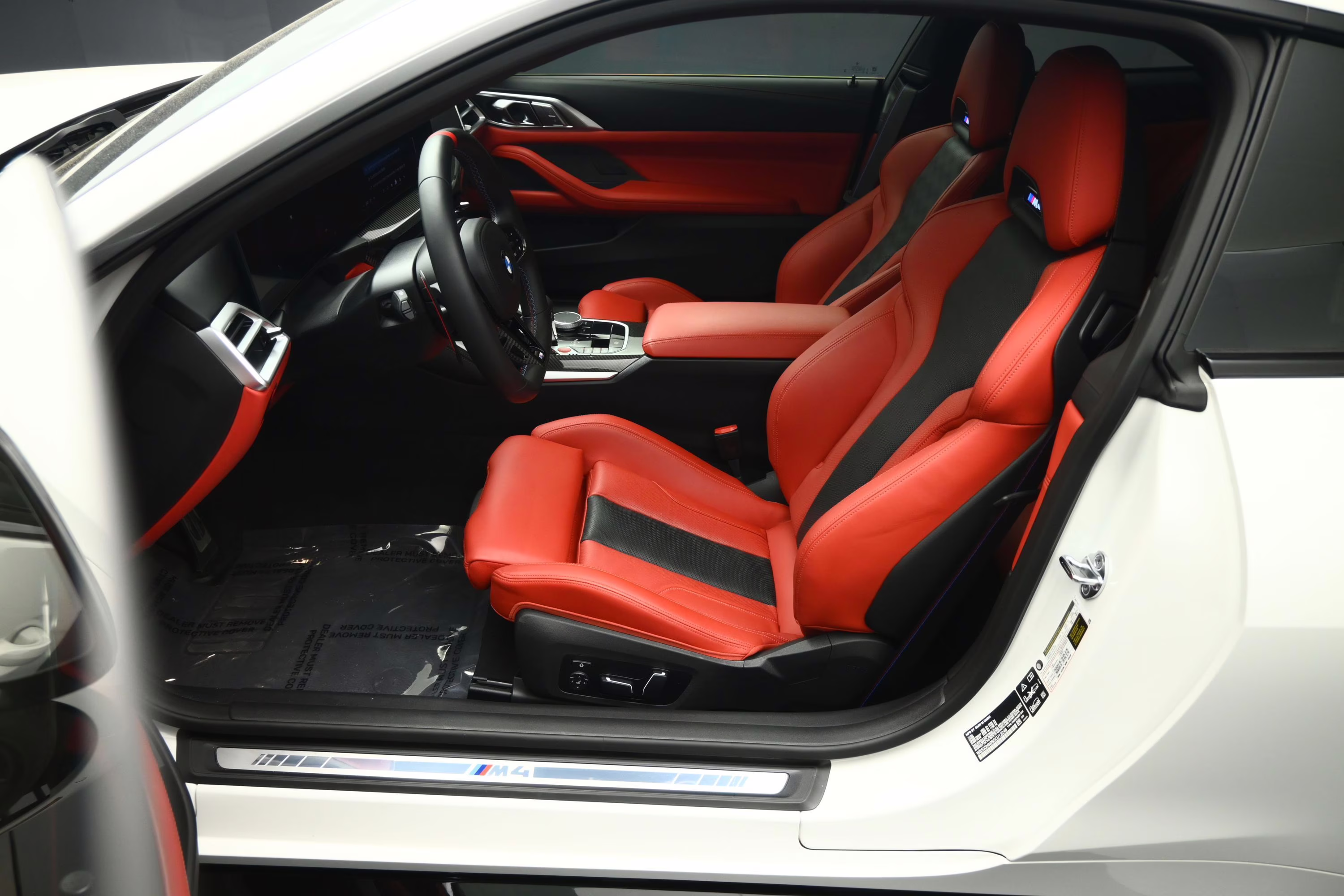 2025 Alpine White BMW M4 Competition AWD Coupe