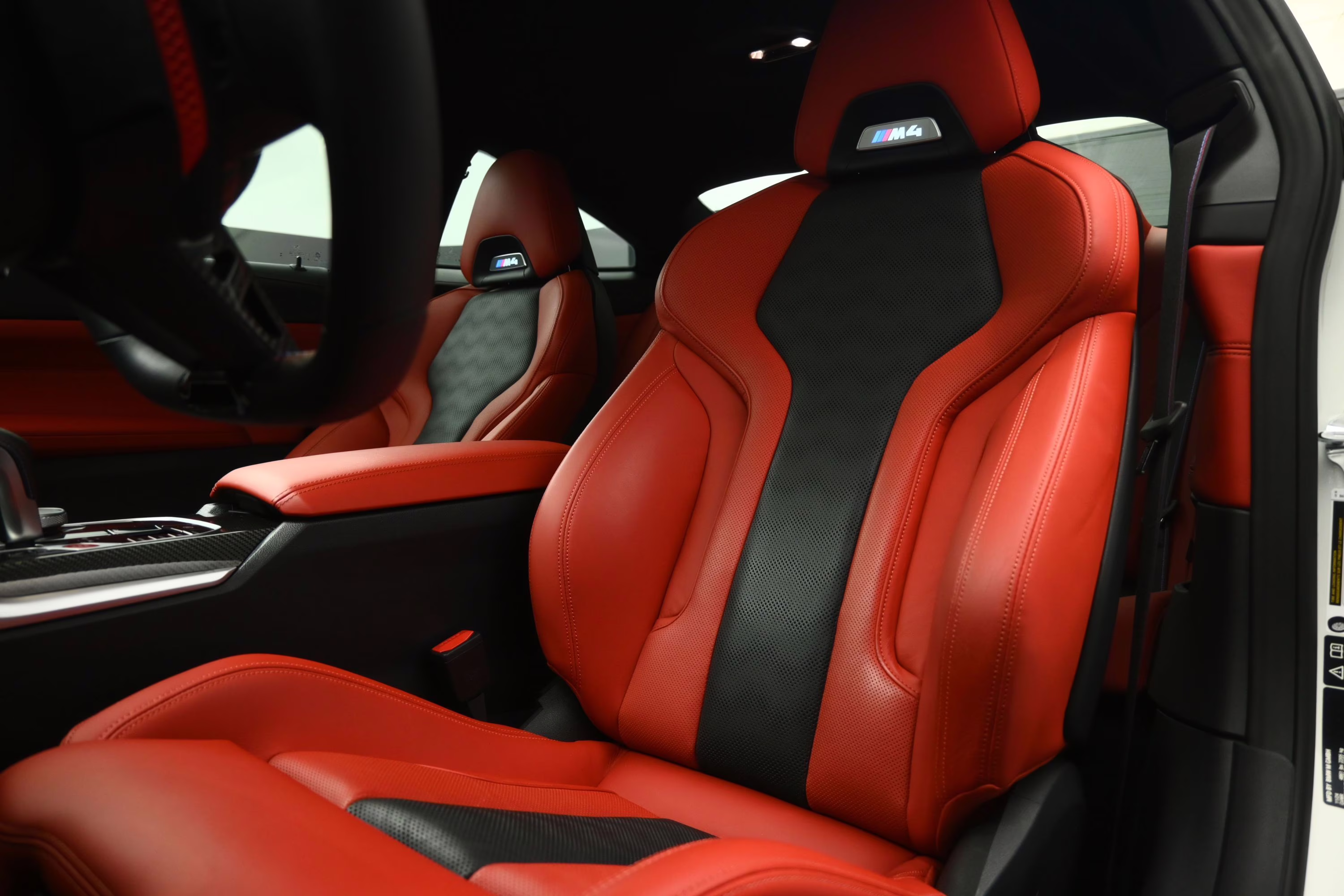 2025 Alpine White BMW M4 Competition AWD Coupe