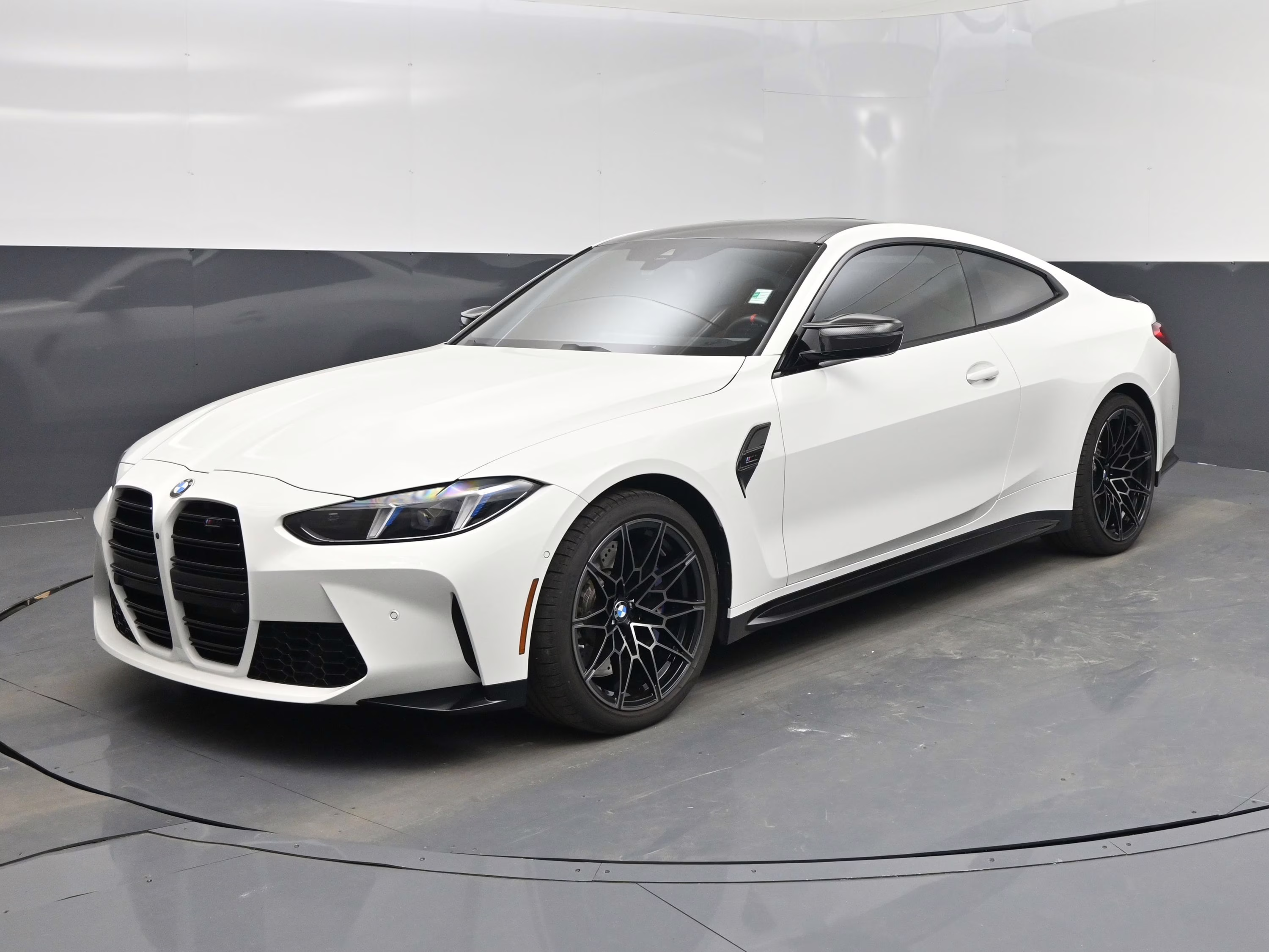 2025 Alpine White BMW M4 Competition AWD Coupe