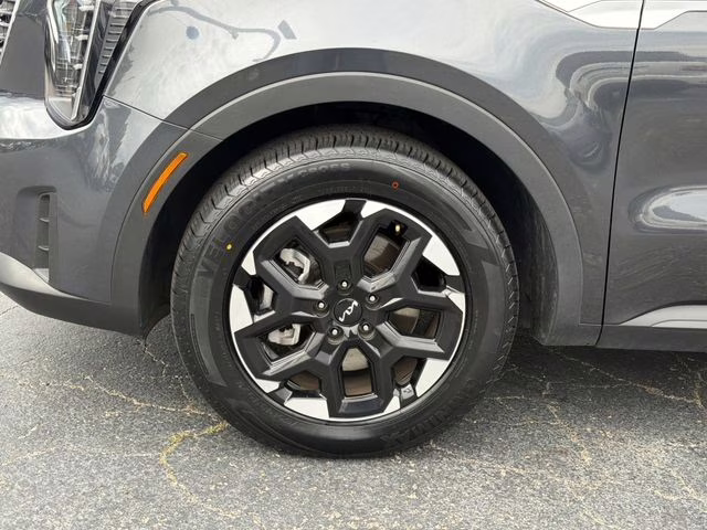 2024 Gravity Gray Kia Sorento S FWD SUV