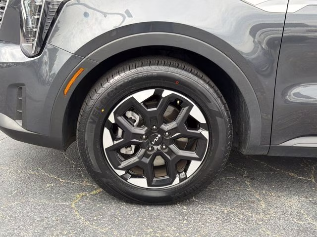 2024 Gravity Gray Kia Sorento S FWD SUV