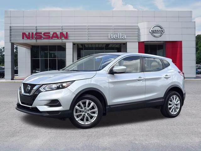 2022 Brilliant Silver Metallic Nissan Rogue Sport S FWD SUV