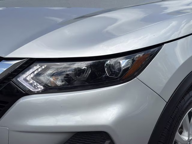 2022 Brilliant Silver Metallic Nissan Rogue Sport S FWD SUV