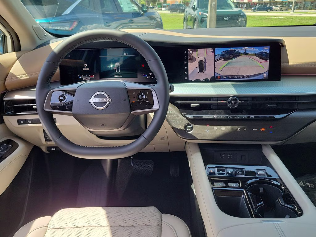 2026 Everest White Pearl Tricoat Nissan Murano Platinum AWD SUV