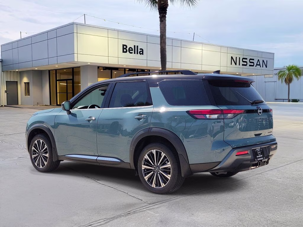 2026 Baltic Teal/Super Black Nissan Pathfinder Platinum FWD SUV