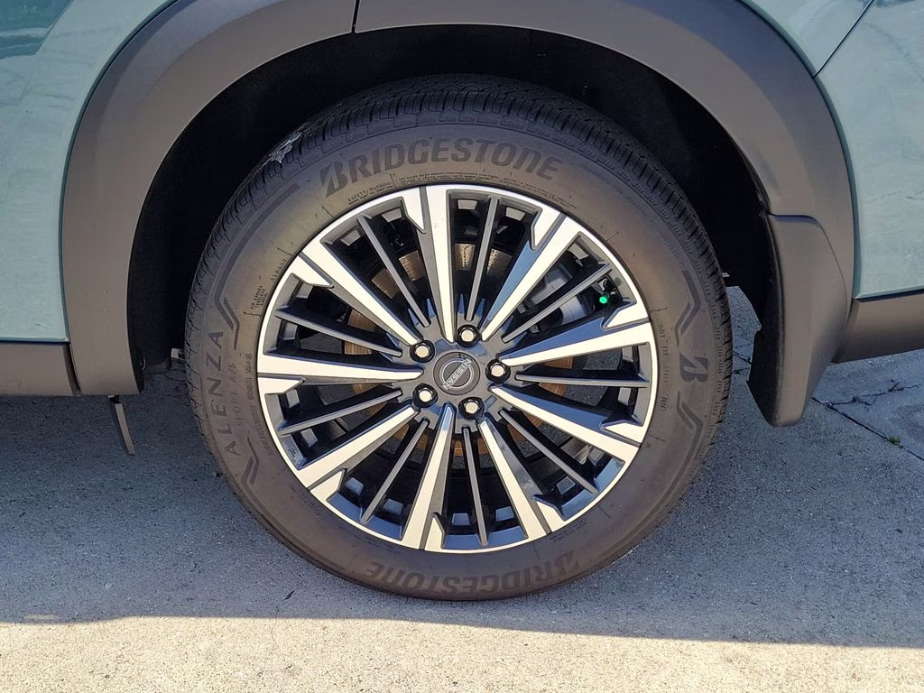 2026 Baltic Teal/Super Black Nissan Pathfinder Platinum FWD SUV