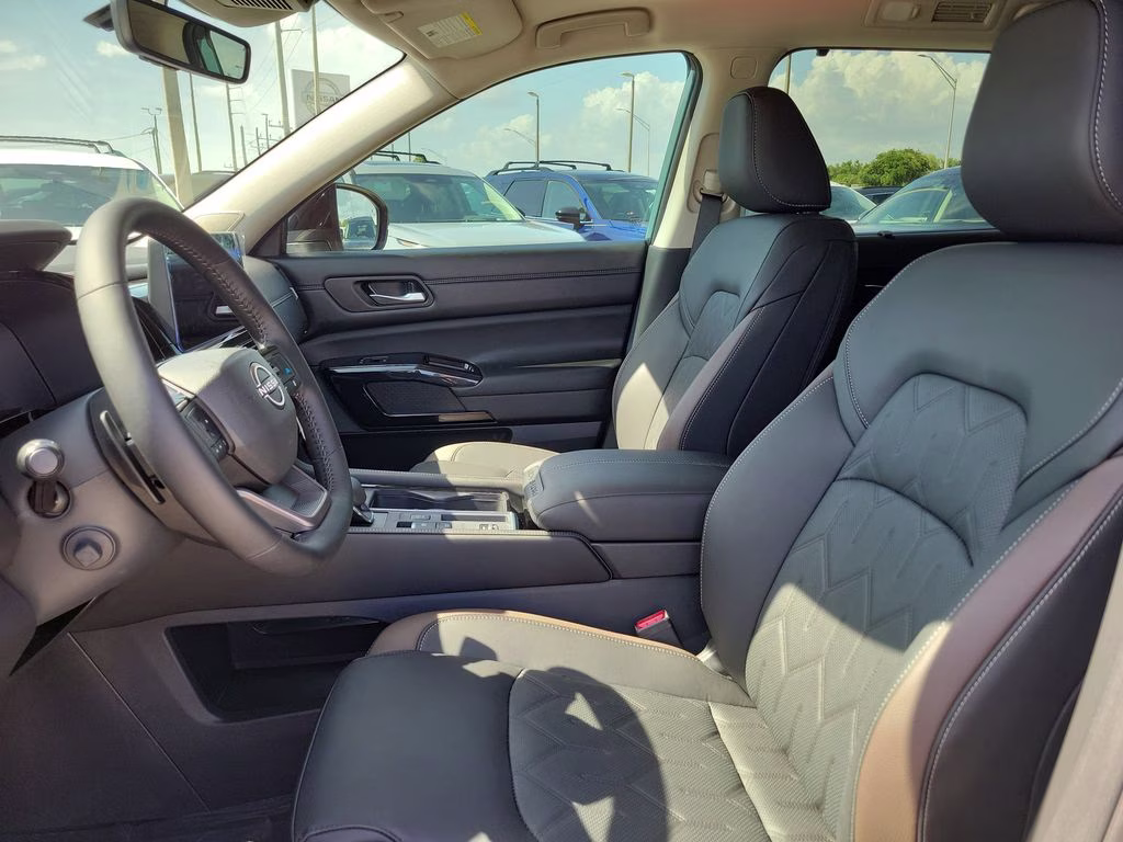 2026 Baltic Teal/Super Black Nissan Pathfinder Platinum FWD SUV
