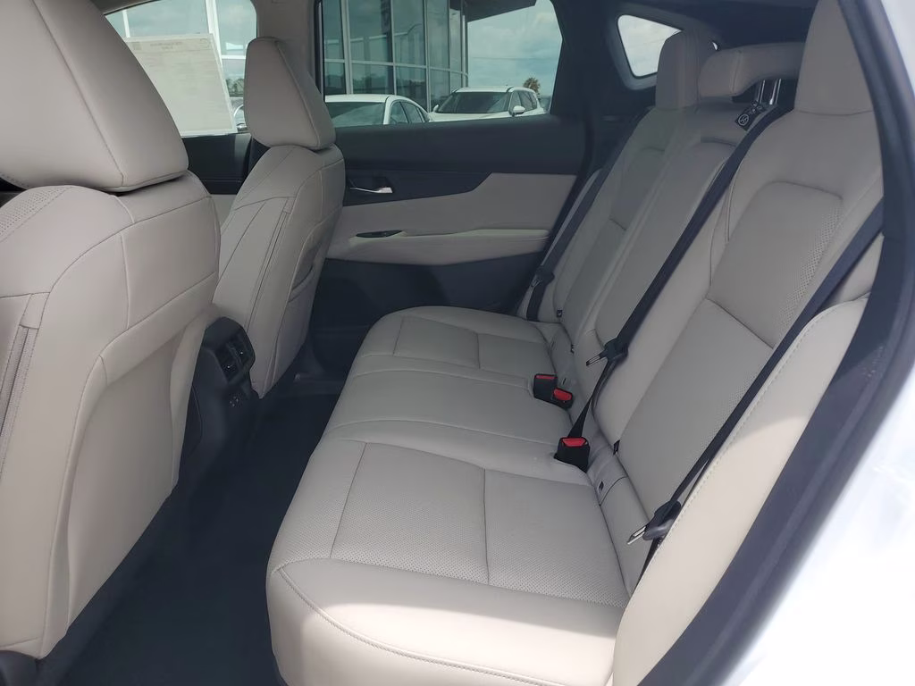 2026 Everest White Pearl Tricoat Nissan Murano SL AWD SUV