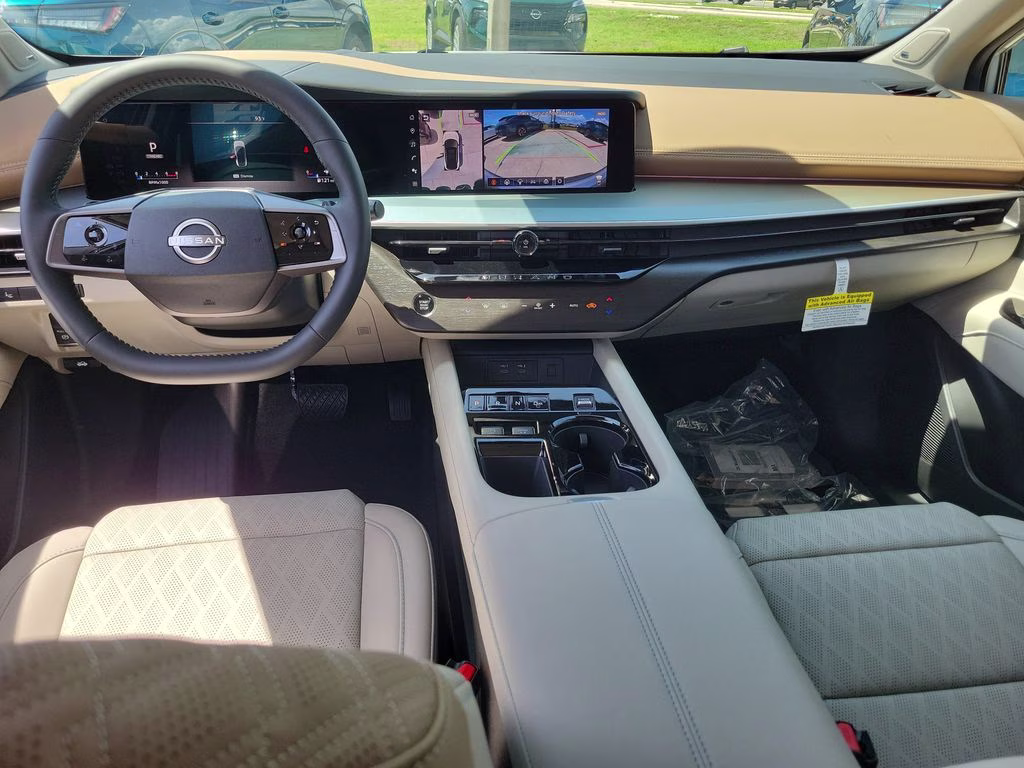 2026 Everest White Pearl Tricoat Nissan Murano Platinum AWD SUV