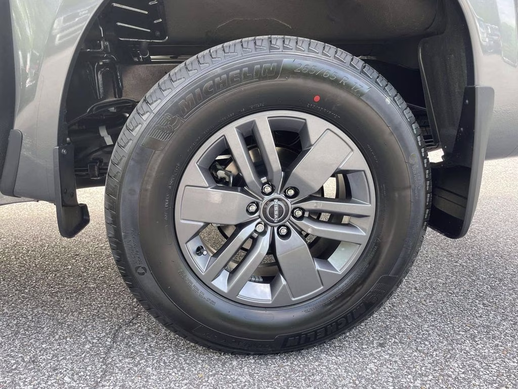 2026 Gun Metallic Nissan Frontier SV 4X4 Truck