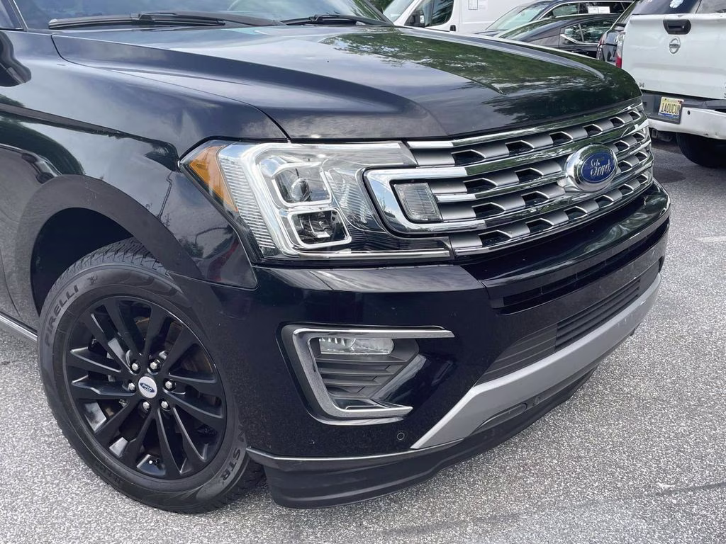 2019 Black Metallic Ford Expedition Limited RWD SUV