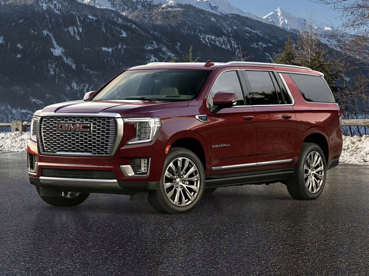 2023 Sterling Metallic GMC Yukon XL SLT 4X4 SUV