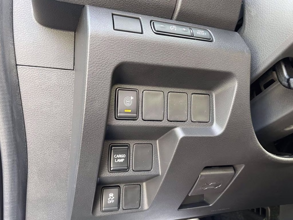 2026 Gun Metallic Nissan Frontier SV 4X4 Truck