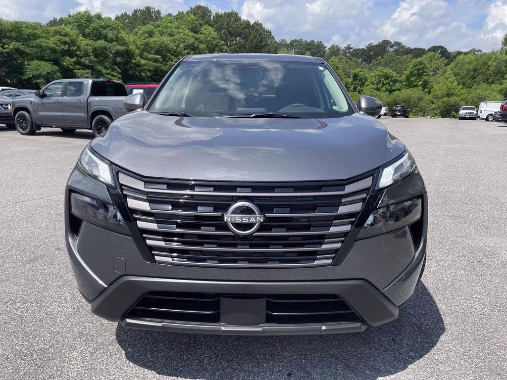2026 Gun Metallic Nissan Rogue SV FWD SUV