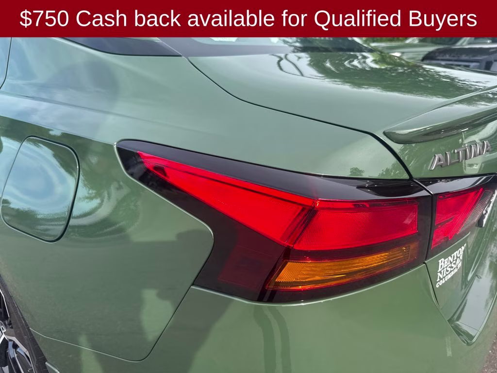 2026 Tactical Green Metallic Nissan Altima 2.5 SR FWD Sedan