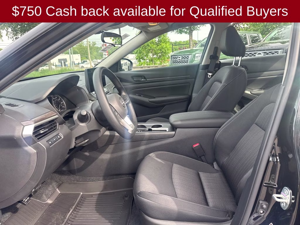 2026 Super Black Clearcoat Nissan Altima 2.5 SV FWD Sedan