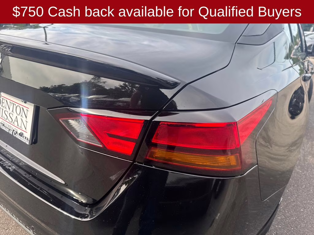 2026 Super Black Clearcoat Nissan Altima 2.5 SV FWD Sedan