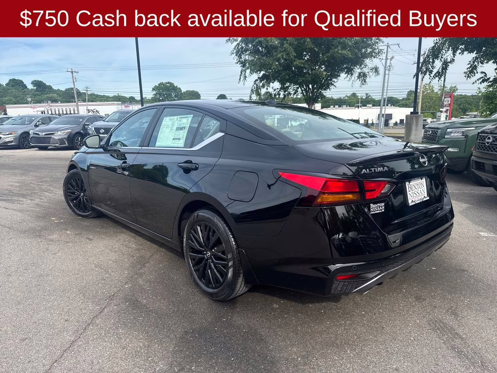 2026 Super Black Clearcoat Nissan Altima 2.5 SV FWD Sedan