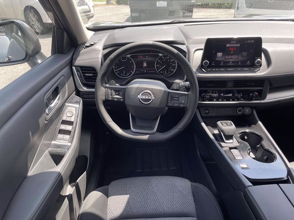 2026 Gun Metallic Nissan Rogue SV FWD SUV