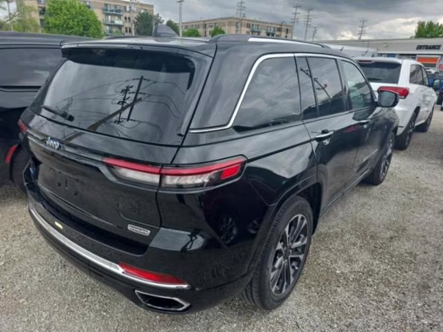 2022 Diamond Black Crystal Pearlcoat Jeep Grand Cherokee Overland 4xe 4X4 SUV