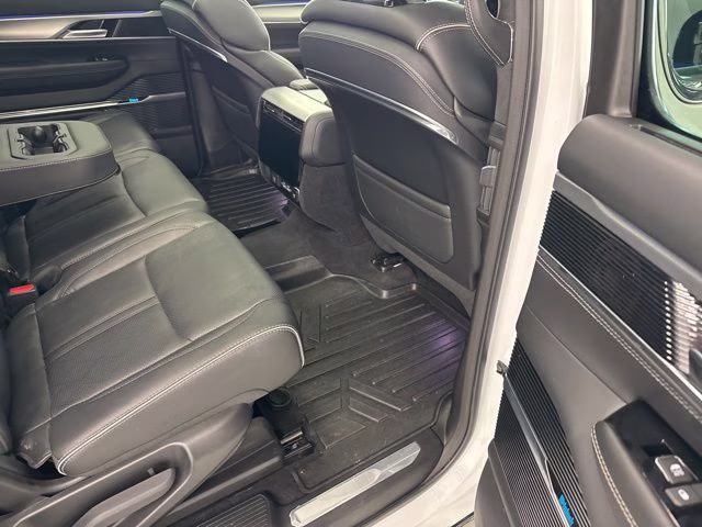 2023 Bright White Clearcoat Jeep Grand Wagoneer Series II 4X4 SUV